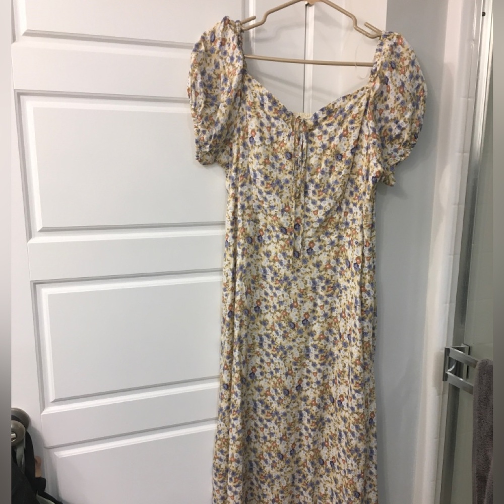 Listicle Floral Long Sleeve Maxi Dress - Cream and Blue